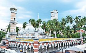 M Hotel - Medan Tuanku Near Mara